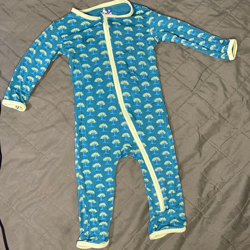 Kickee Pants 3-6 month footless romper